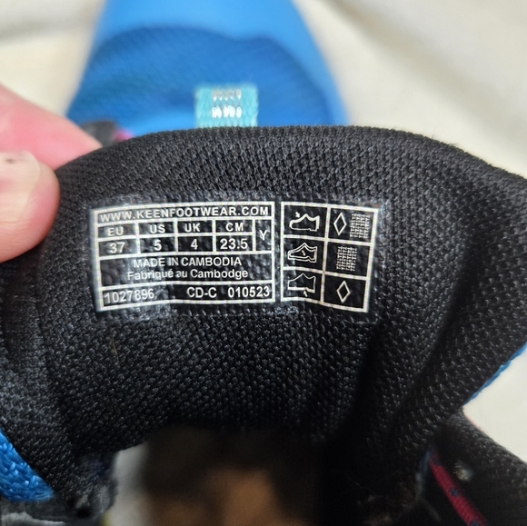 Keen Vibrant Blue Hiking Boots with Pink Accents - Picture 6 of 7